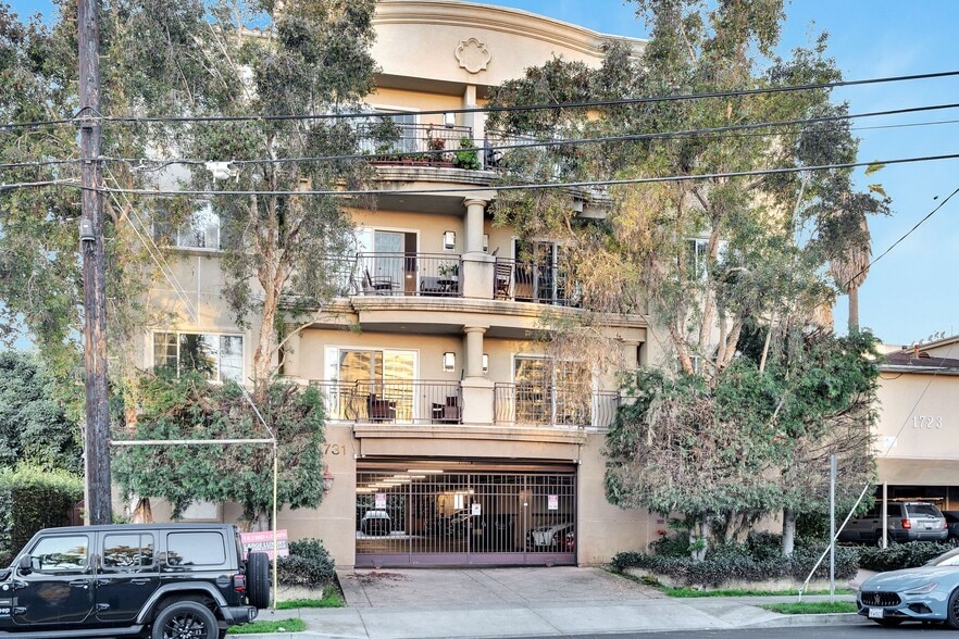 Building Photo - Corinth