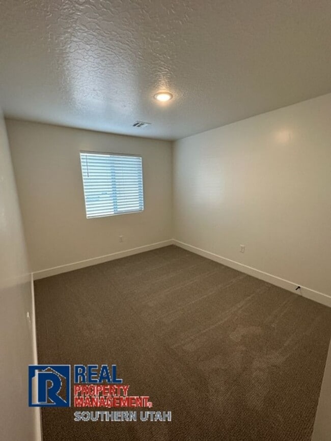 Building Photo - 1 year old Townhome in South Desert
