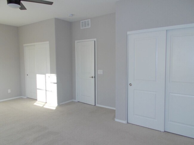 Building Photo - Spacious 3-Bed, 2-Bath Home in Prime Las Vegas Location