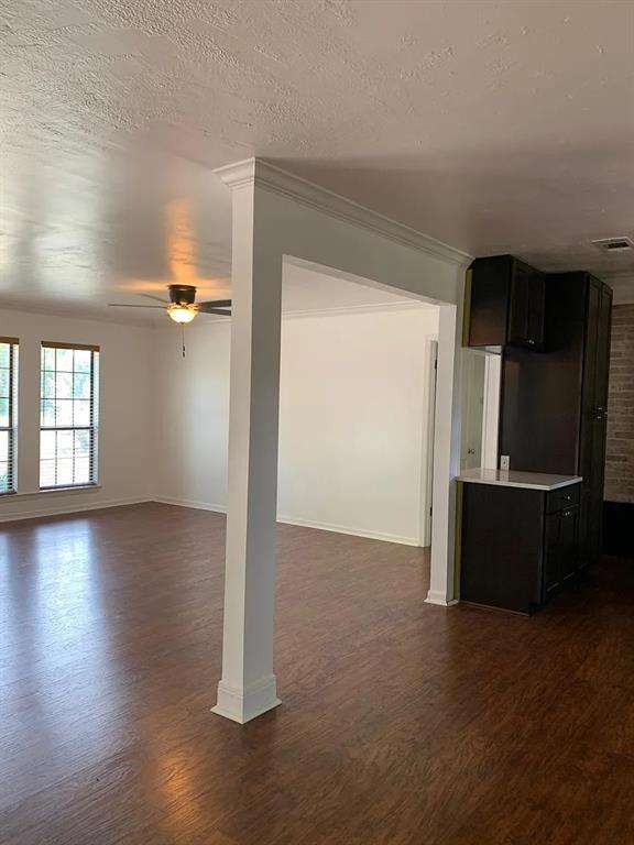 Building Photo - 5702 Fairlane Dr