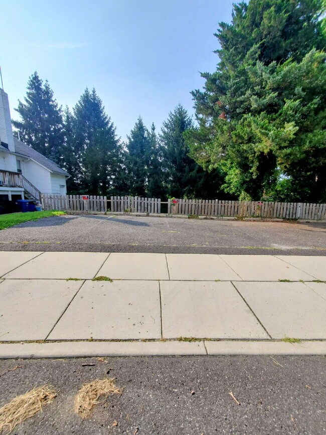 Building Photo - Charming 1-Bedroom in Oaklyn!