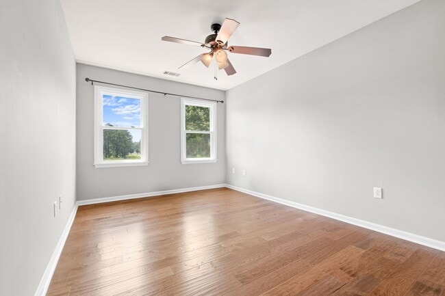 Building Photo - 1501 Cayla Way