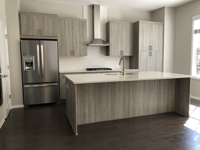 Building Photo - 6604 Sterling Dr