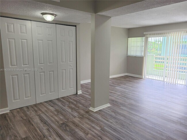 Building Photo - 11123 NW 7th St