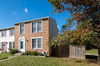 Building Photo - 1451 Misty Lake Ct