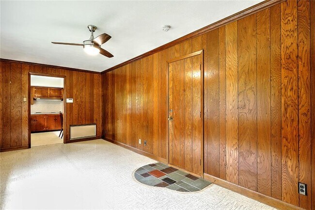 Building Photo - 5 Appian Way