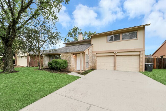 Building Photo - 16618 Lonesome Quail Dr