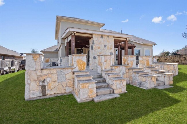 Building Photo - 2700 Mazaro Way