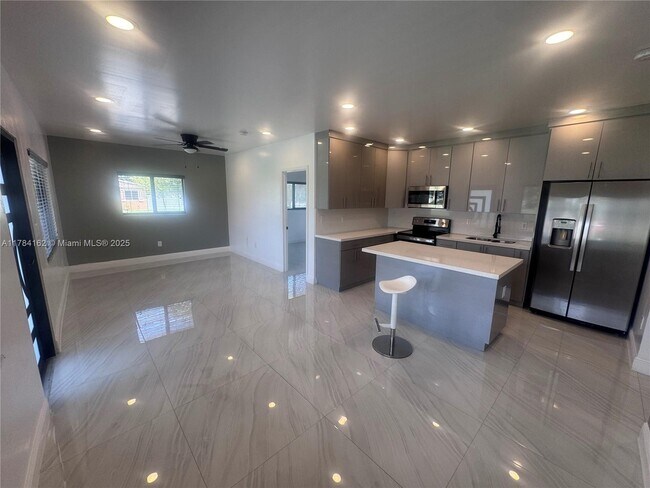 Building Photo - 2048 NW 99th Terrace