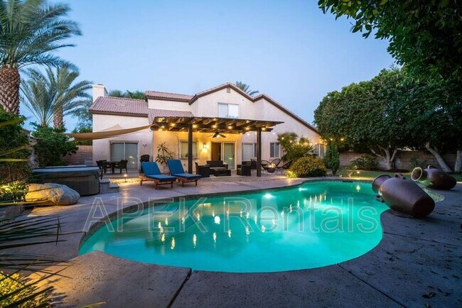 Building Photo - 79150 Ocotillo Dr