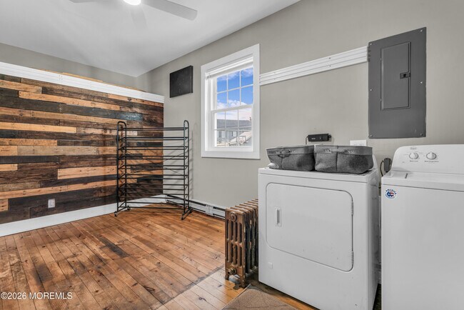 Building Photo - 18 Maiden Ln