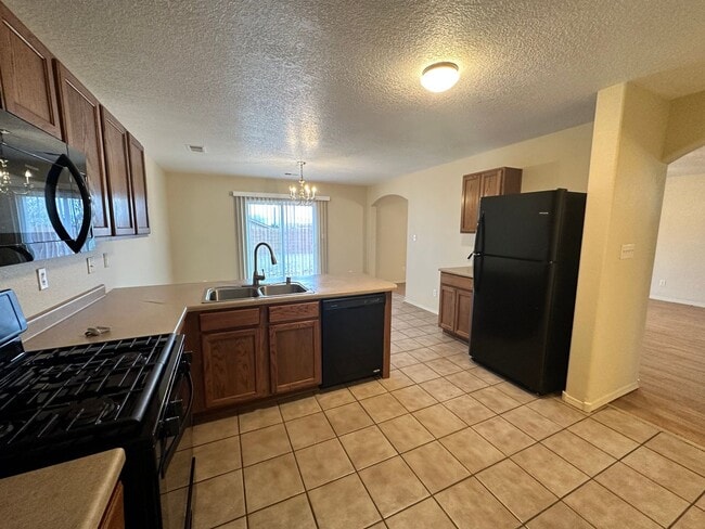 Building Photo - 760 Bear Grass Ct SW