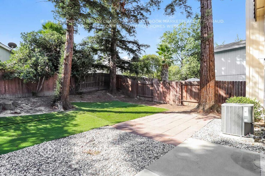 Building Photo - 3036 Danehurst Ct