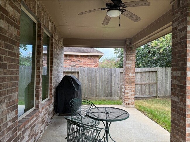 Building Photo - 24311 Piazza Dr