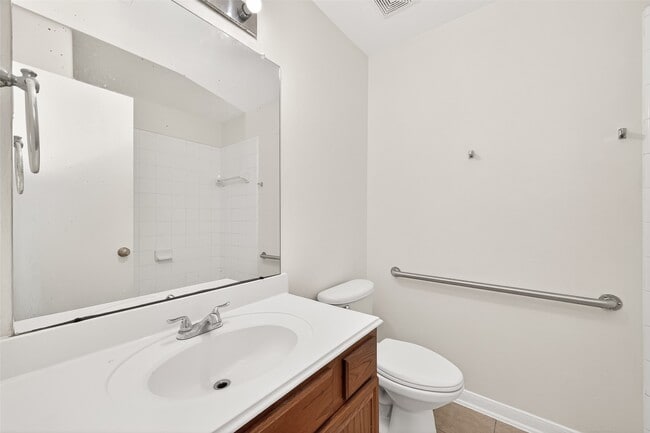 Building Photo - 13006 Rose Landing Dr