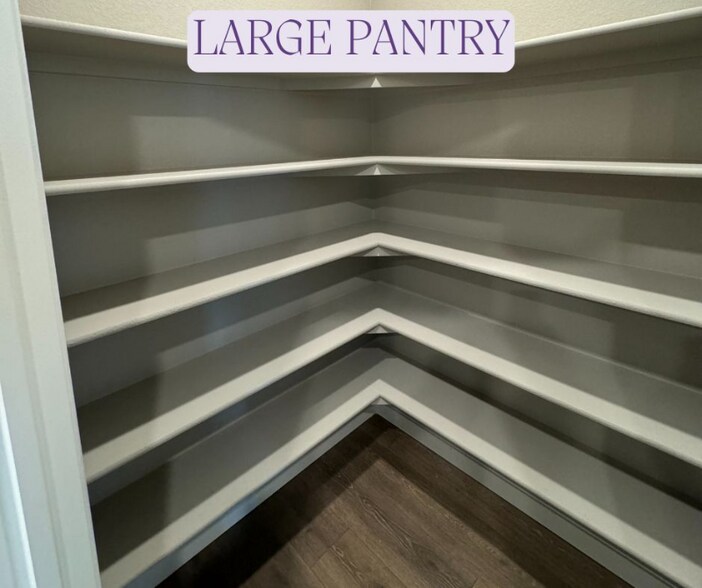 Building Photo - 4202 Fox Grove Dr