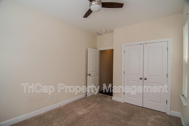Building Photo - 1012 Laurel Twist Rd