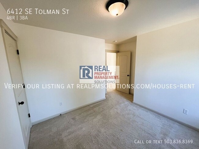 Building Photo - 6412 SE Tolman St