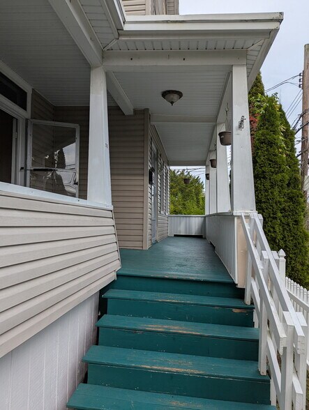 Building Photo - 58 E Central Ave