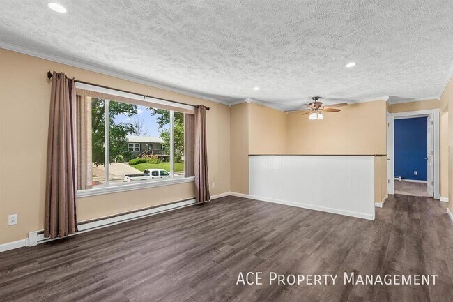 Building Photo - 4430 Steeler Ln