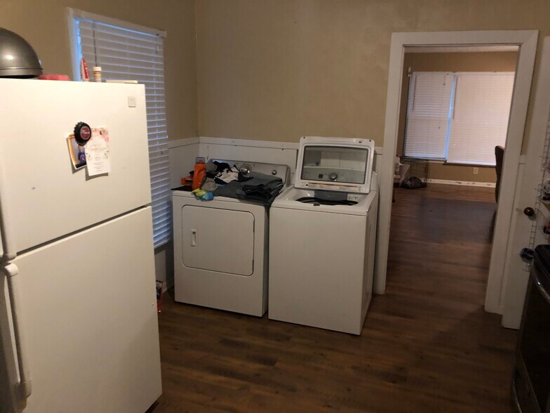 Building Photo - 3405 36th St