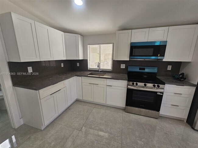 Building Photo - 1148 NW 100th St