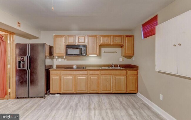 Building Photo - 109 Quail Ct