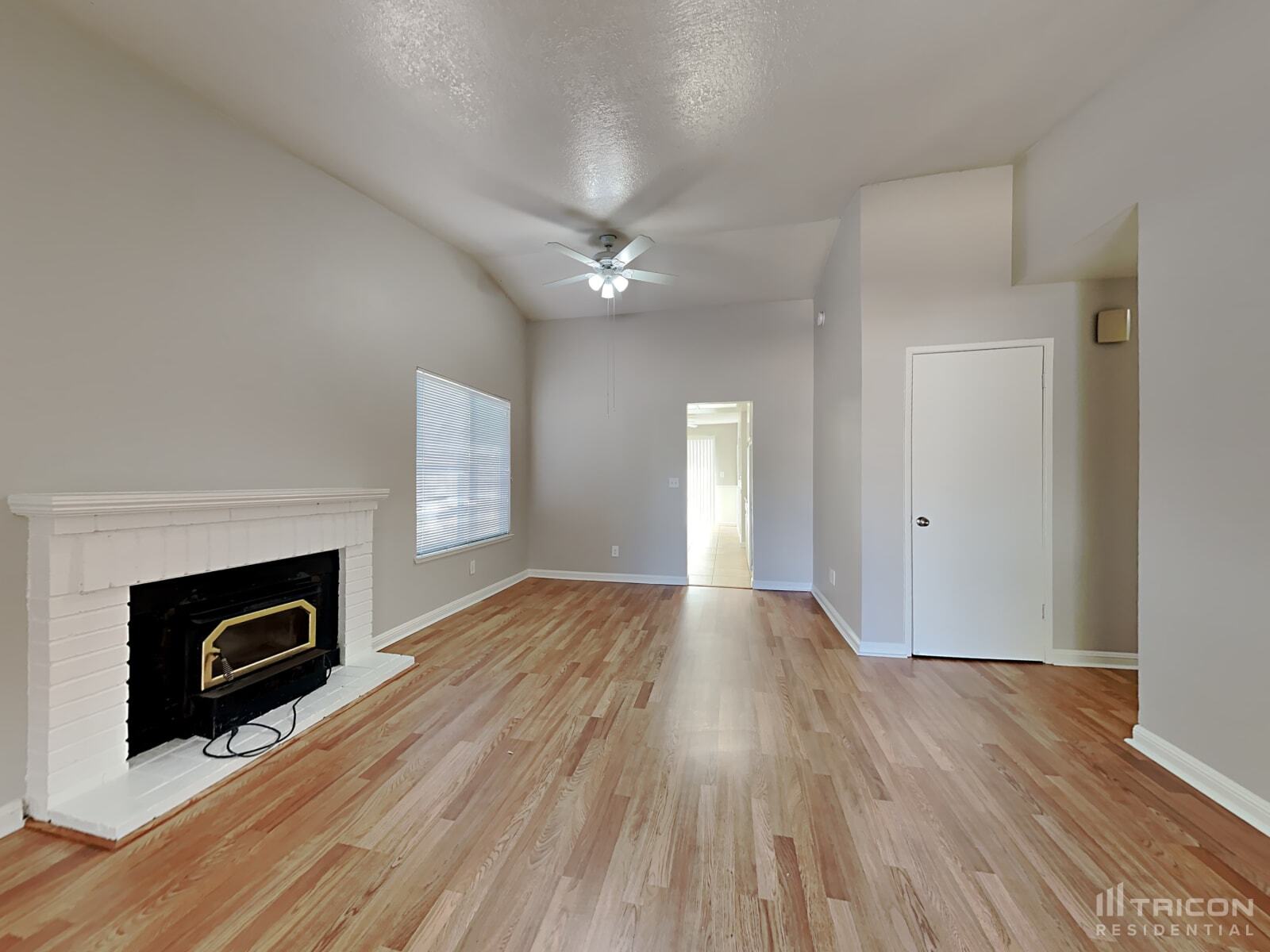 Building Photo - 119 Catalpa Ln