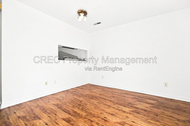 Building Photo - 2736 Jobee Dr