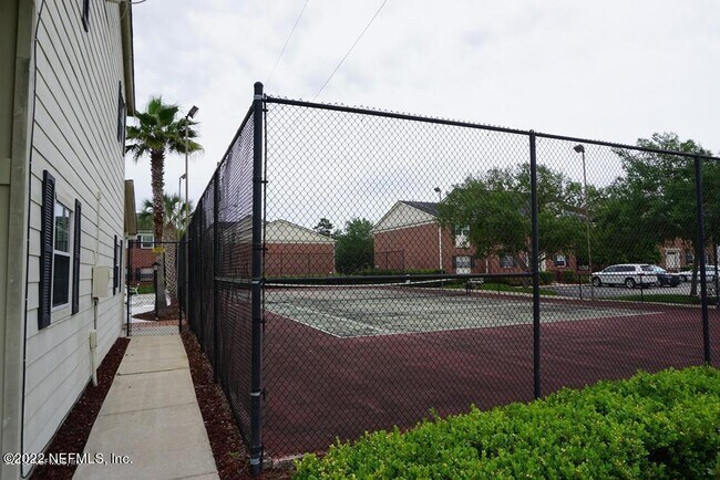 Building Photo - 4915 Baymeadows Rd