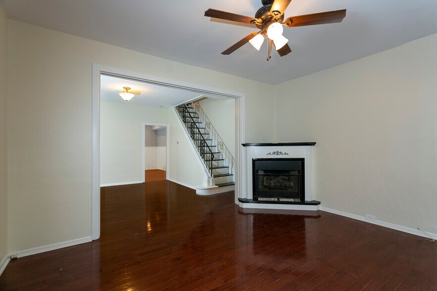 Building Photo - 4238 Pechin St