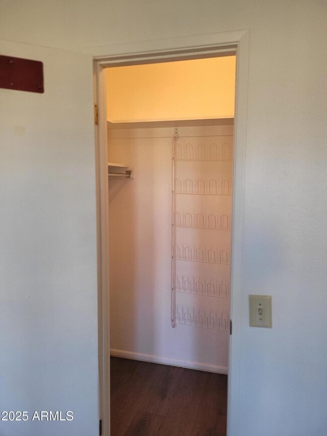 Building Photo - 10060 W Royal Oak Rd