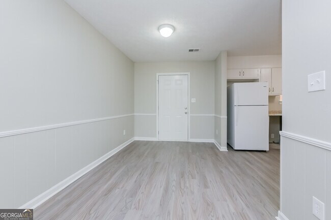 Building Photo - 8236 Greenmar Way