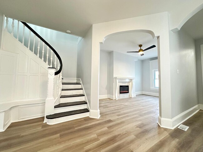 Primary Photo - 216 N 53rd St
