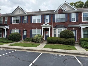 Building Photo - 1524 Cove Creek Cir