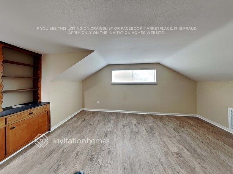 Building Photo - 1506 Seagate Ln