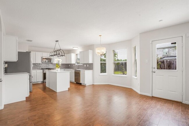Building Photo - 403 Mystic Glen Loop