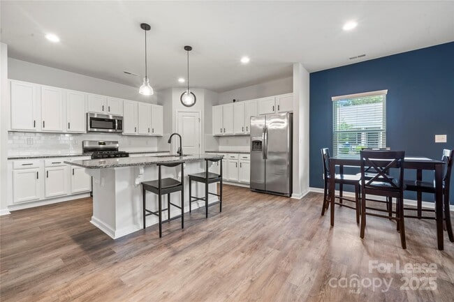 Building Photo - 8513 Gold Rush Ct