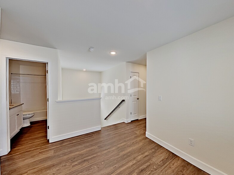 Building Photo - 4419 Crestone Peak St