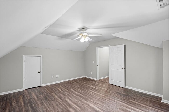 Building Photo - 11355 Vedrines Dr