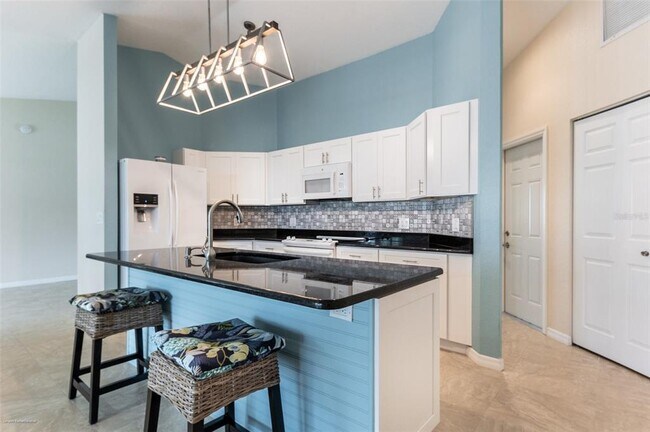 Building Photo - 18646 Kerrville Cir