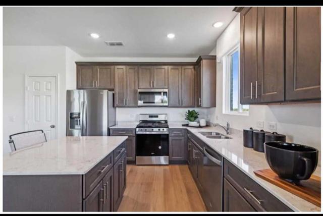 Building Photo - 2318 Bay Laurel Ln