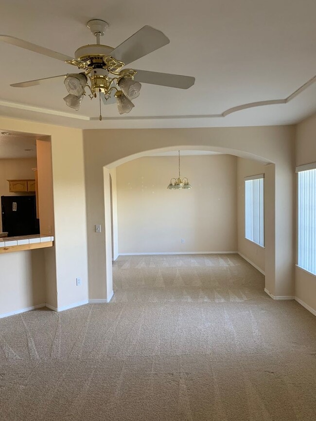 Building Photo - 3 Bedroom 2 Bath Home in Cul-De-Sac