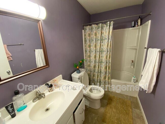 Building Photo - 1108 Tiger Blvd