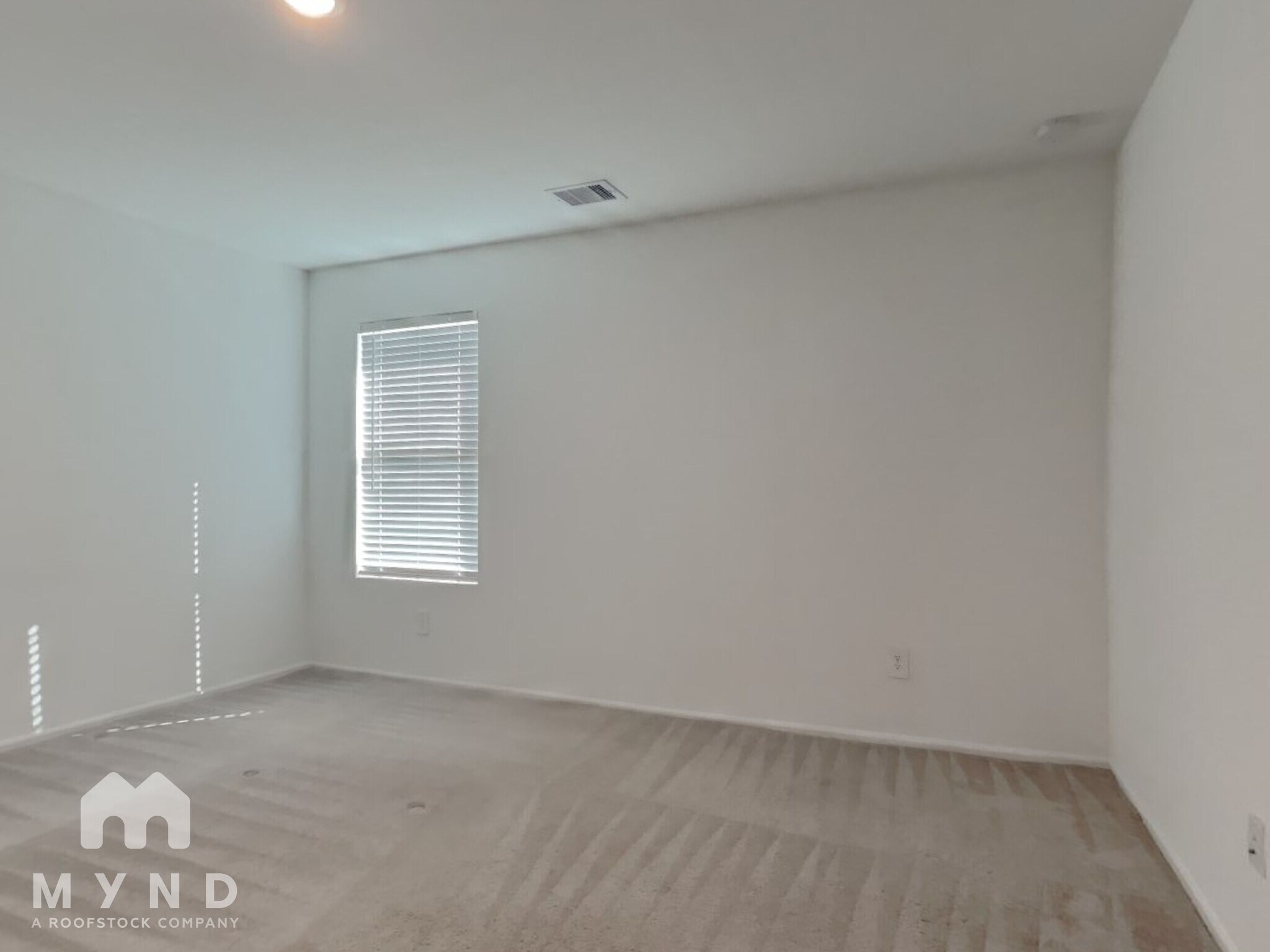 Building Photo - 2842 Via Augusta Dr