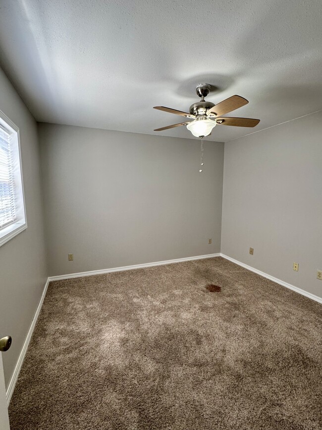 Building Photo - 13811 Turnberry Ln