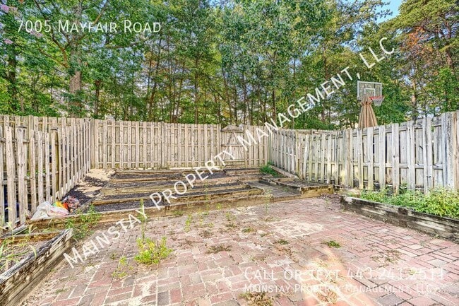Building Photo - 7005 Mayfair Rd