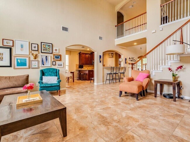 Building Photo - 2816 Canyon Valley Run