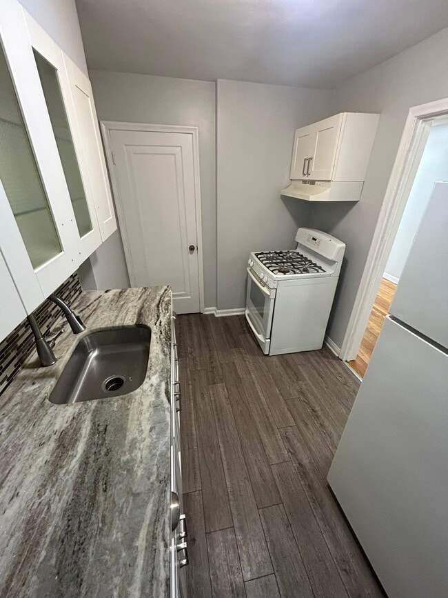 Building Photo - 4616 Firestone St