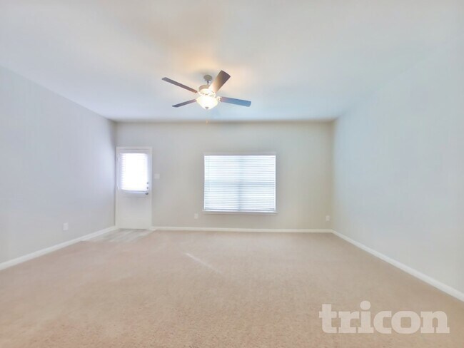 Building Photo - 23112 Shakespeare Dr